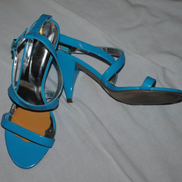 SZ 10M BLUE, 4IN HEEL, FAUX PATTEN LEATHER, OPEN TOE W/ANKLE STRAP - Picture 1 of 5